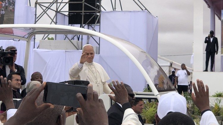 Papa Leão XIV em Angola - foto de David Mieiro, Lusofonias