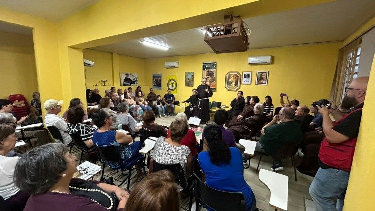 Encontro com lideren&ccedil;as leigas