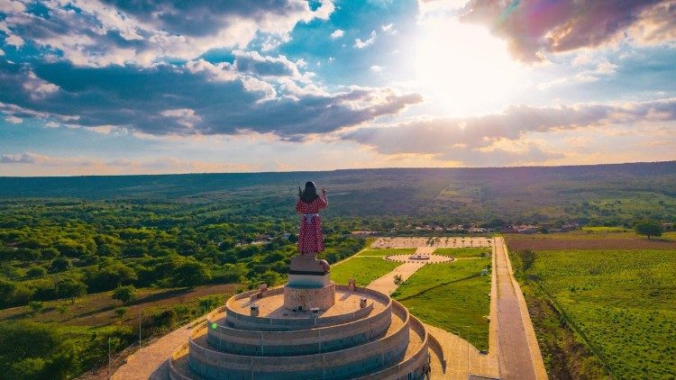 O espa&ccedil;o de 48 mil m&sup2; vai ser inaugurado neste s&aacute;bado (25/04) com show de Pe. Fabio de Melo