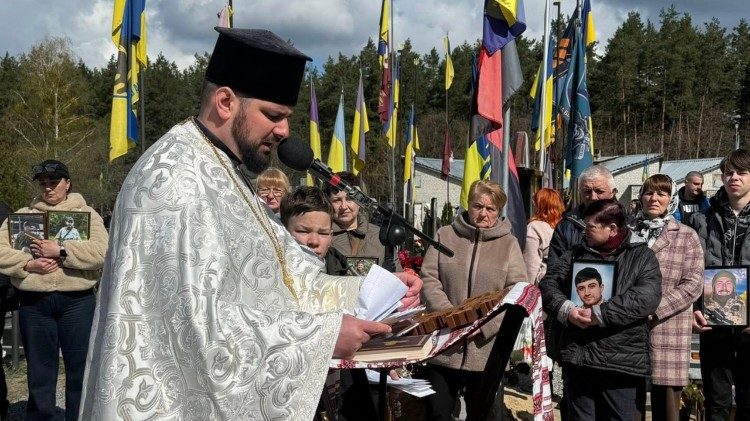Celebração na paróquia greco-católica de Slavutych, Ucrânia.