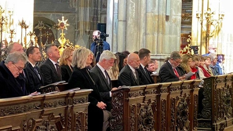 Prezydent Petr Pavel na ingresie nowego prymasa Czech