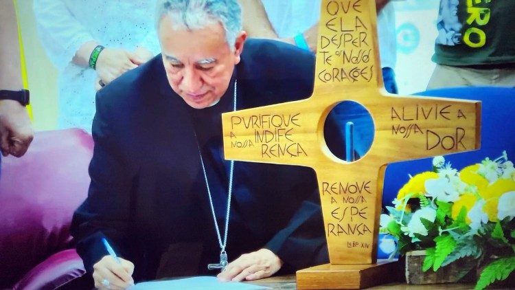 2026.04.26 Mons. Ulloa arcivescovo panama in riunione Celam 