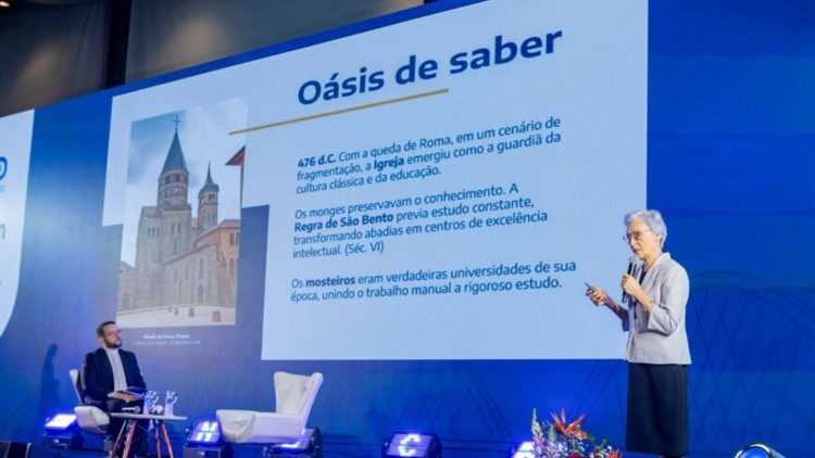 ANEC lan&ccedil;a livro que resgata 80 anos da educa&ccedil;&atilde;o cat&oacute;lica no Brasil