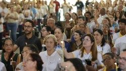 Simpósio Mariano reúne mais de 1.000 pessoas em Paranavaí.