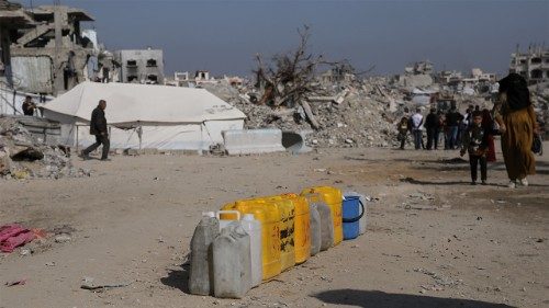 Gaza, la denuncia di Msf: l'accesso all'acqua usato come arma contro la gente