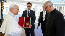Leon XIV i delegacja ze szczecińskiego sanktuarium