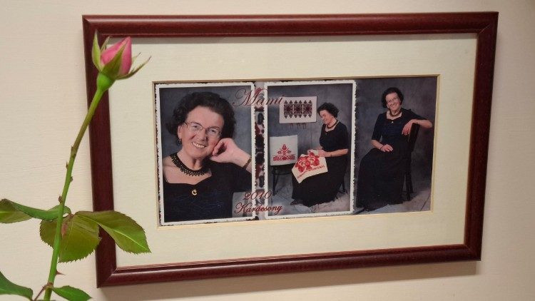 16 napos friss vir&aacute;g a Mam&aacute;nak 