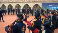 Uroczystościom towarzyszyły wschodnie śpiewy religijne