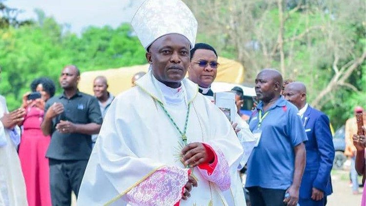 Sherehe ya Mtakatifu Yosefu ni Siku ya kuzinduliwa kwa Jimbo Katoliki la Bariadi sanjari na kusimikwa kwa Askofu mteule Prosper Balthazar Lyimo kuwa Askofu wake wa kwanza.