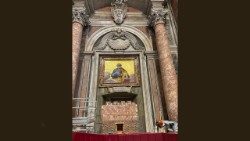 Zazdívání Svaté brány