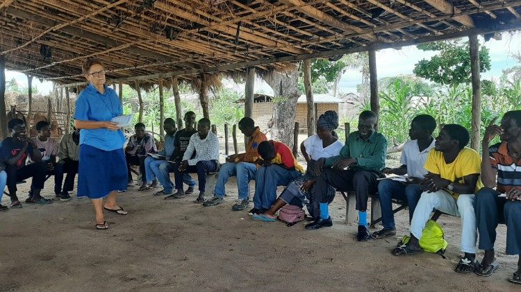 Las actividades de formación de los jóvenes en Mozambique