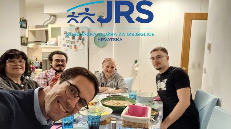 Božićni ručak s izbjeglicama (Foto: JRS - Isusovačka služba za izbjeglice)