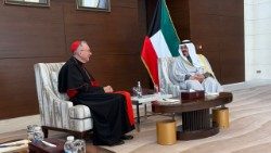 Cardeal Pietro Parolin no Kuwait (@TerzaLoggia)