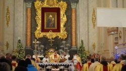 La Messa del nunzio Kulbokas nel santuario di Berdychiv per i 35 anni del rinnovo della Chiesa latina in Ucraina e la consacrazione del Paese al Cuore di Gesù