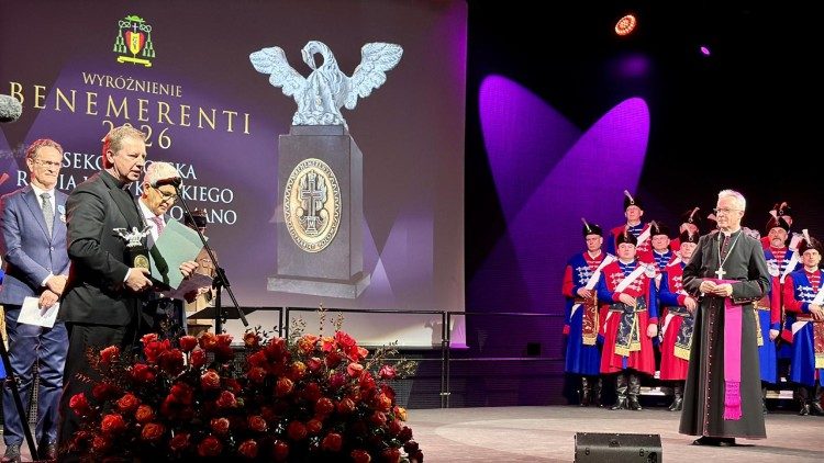 Tylko w minionym roku treści przygotowane w języku polskim w mediach watykańskich wyświetlono około miliarda razy