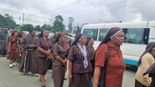 Papua-Neuguinea: Sie arbeiten, wo Priester nur selten hinkommen