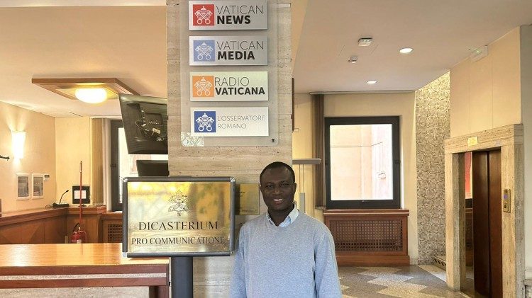 El pastor metodista Kuawo Mawugnon Macauley