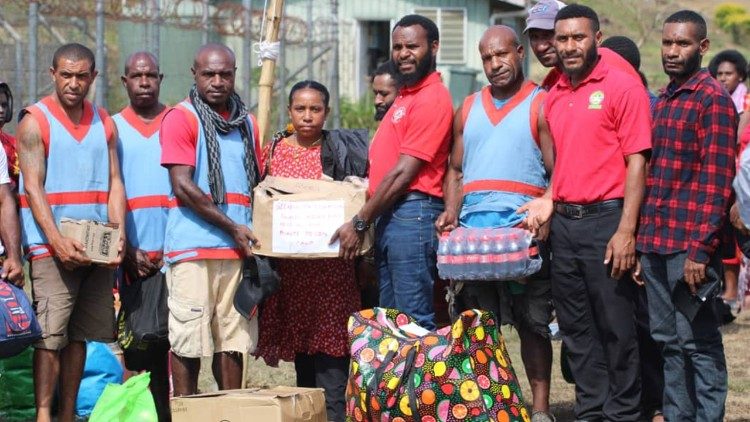  Asociaci&oacute;n de los estudiantes cat&oacute;licos de la Universidad comprometida en un servicio de sensibilizaci&oacute;n en la comunidad