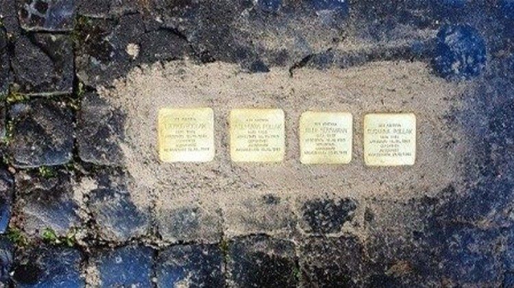 Gur&euml;t e penges&euml;s i Ludwig Pollak n&euml; hyrje t&euml; Palazzo Odescalchi n&euml; Piazza Santi Apostoli n&euml; Rom&euml;