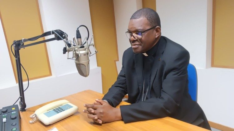 Dom António Constantino, Bispo de Caia (Moçambique)