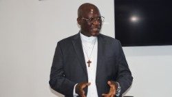 Prof. Doutor Padre Filipe Sungo, Reitor da Universidade Católica de Moçambique (UCM)