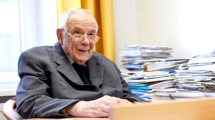 Bischof Maximilian Aichern +