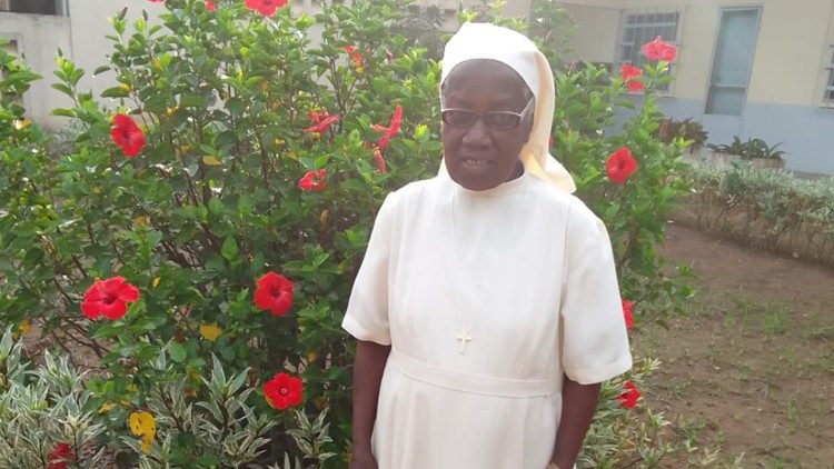 Sœur Angelina Aka de congr&eacute;gation des sœurs Notre Dame de la Paix - C&ocirc;te d'Ivoire