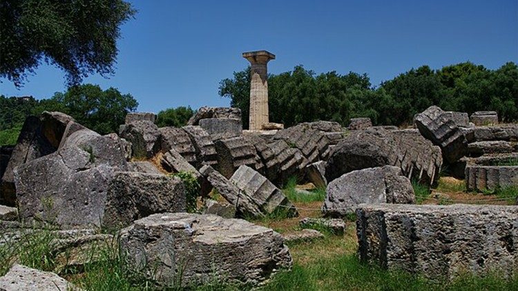 Il tempio di Zeus ad Olimpia, nella regione dell'Elide costruito in stile dorico tra il 472 e il 456 a.C.