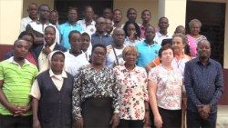 Participantes no seminário de capacitação da CEMIRDE no Centro de Anchilo (Nampula, Moçambique)