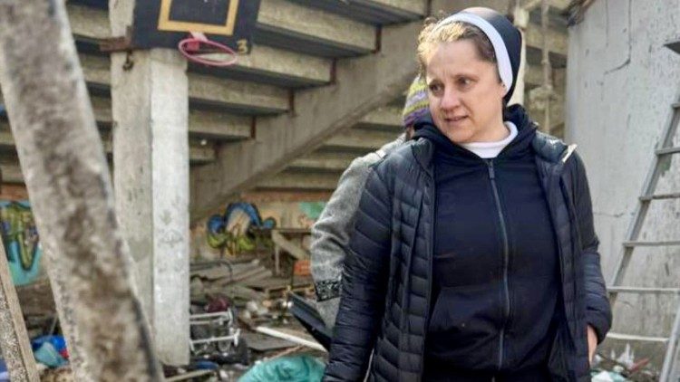 Najmłodsi nie pamiętają Ukrainy bez alarm&oacute;w i schron&oacute;w - m&oacute;wi s. Gabriela