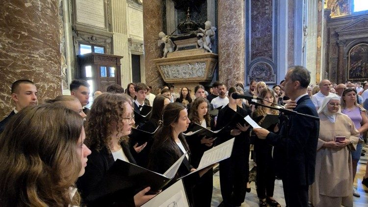 Chór „Cantaviva” z Państwowej Szkoły Muzycznej w Jarosławiu.