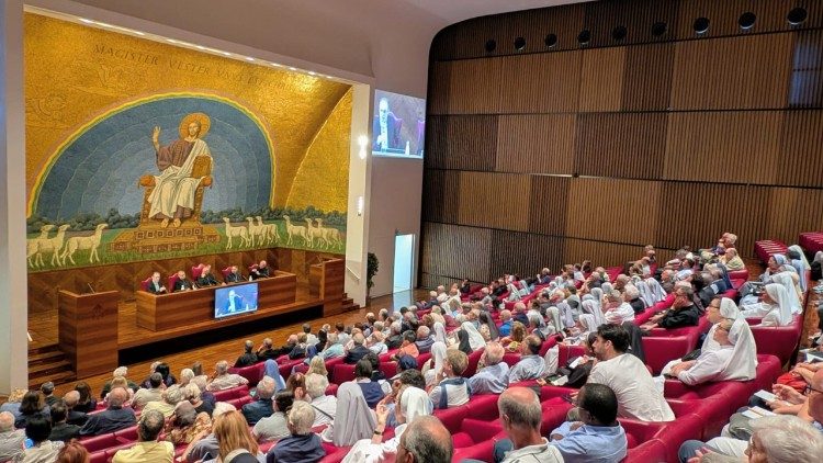 L'aula magna della Lateranense durante il convegno
