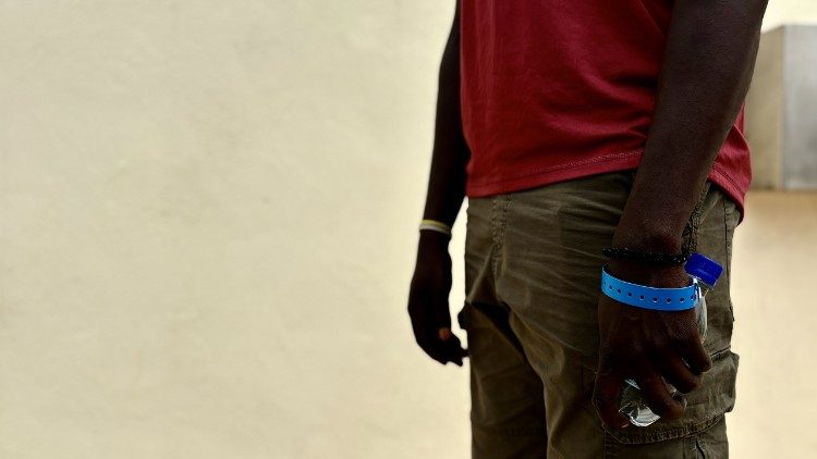 Ousman, 38 anni, dal Gambia a Gran Canaria, insieme al figlio 13 enne
