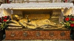 La tomba di San Gaspare del Bufalo nella chiesa di Chiesa di Santa Maria in Trivio a Roma
