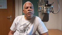 Paulo Carvalho - Presidente da Acadamia Angolana de Letras