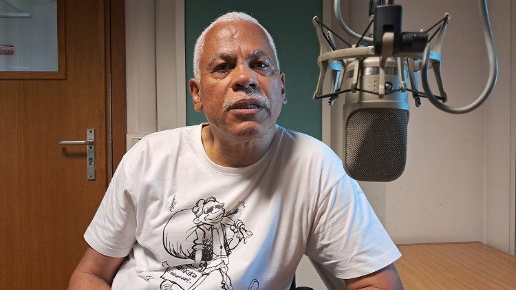 Paulo Carvalho - Presidente da Acadamia Angolana de Letras
