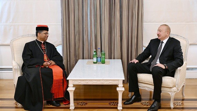 O cardeal George Jacob Koovakad se reúne com o presidente da República do Azerbaijão, Ilham Aliyev.