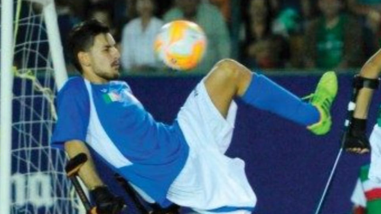 Arturo Mariani in azione