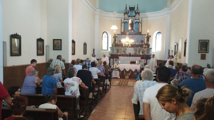 Храмов празник в с. Гостиля