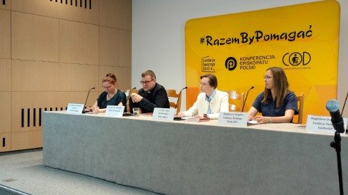W Warszawie zaprezentowano praktyczny komentarz do „Vos estis lux mundi”