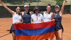Հայաստանի Թենիսի կանանց հաւաքականը 