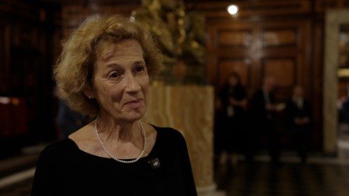 Julia Navarro: El hombre, la palabra y su trascendencia en la era digital