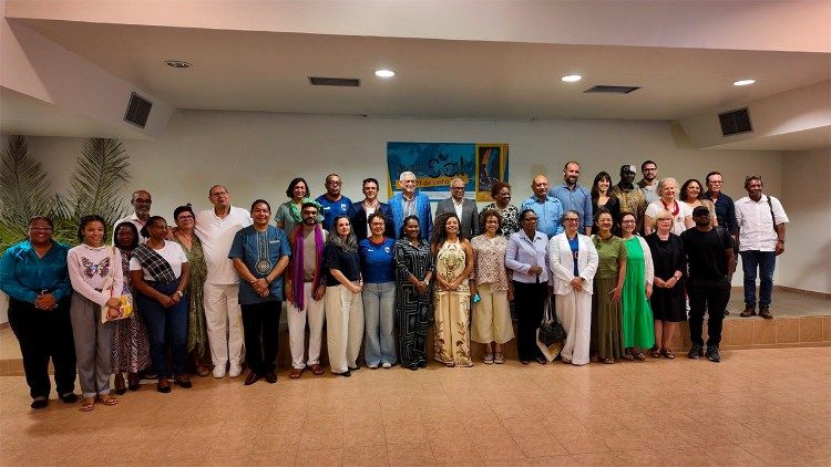 Os participantes na 8.&ordf; edi&ccedil;&atilde;o do FLMS