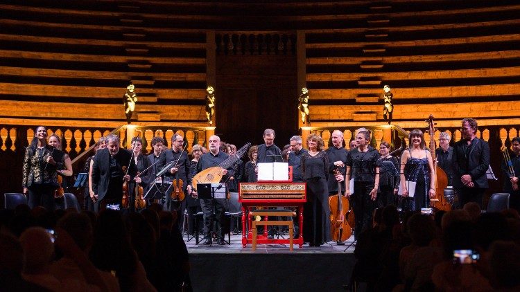 2026.06.05 Il 3 giugno l'Oratorio Santa Clotilde ha aperto il Festival Farnese a Parma con Fabio Biondi e l'Ensemble Europa Galante