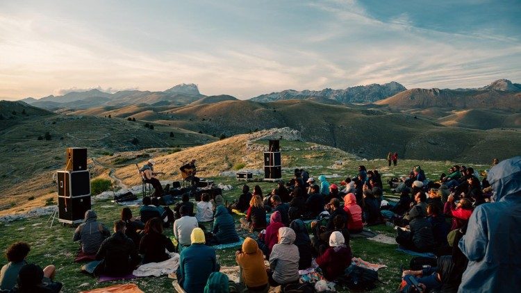 2026.05.04 Un concerto all'aperto a Rocca Calascio