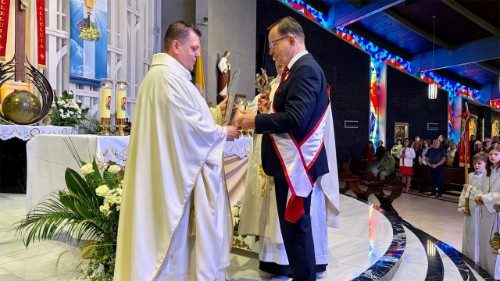 Miłość do końca: relikwie bł. Rodziny Ulm&oacute;w w parafii w Chicago