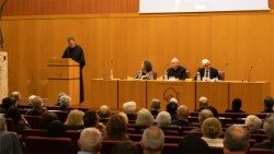 Presentación del volumen «Libres bajo la Gracia»