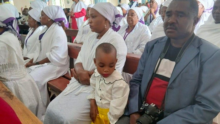 Misa katika Parokia ya Olasiti, Arusha, Tanzania