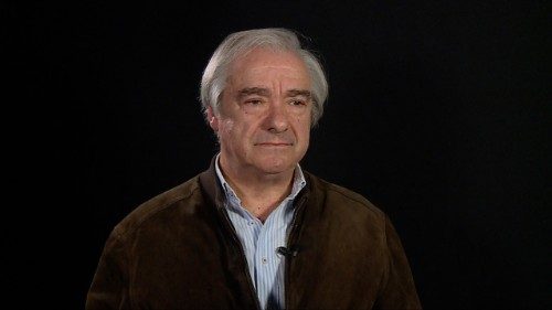 “N&atilde;o podemos deixar que a IA ganhe autonomia moral”, diz o te&oacute;logo Jorge Cunha