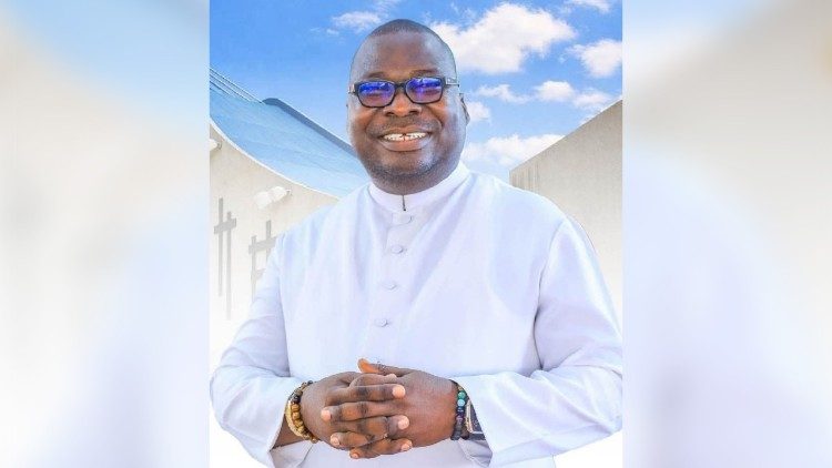 2026.05.14 Mgr Aguia Jean Martial Arnaud Kouamé, Episkopo- Mosalisi ya archidioseze monene ya Abidjan, na Côte d’ivoire .